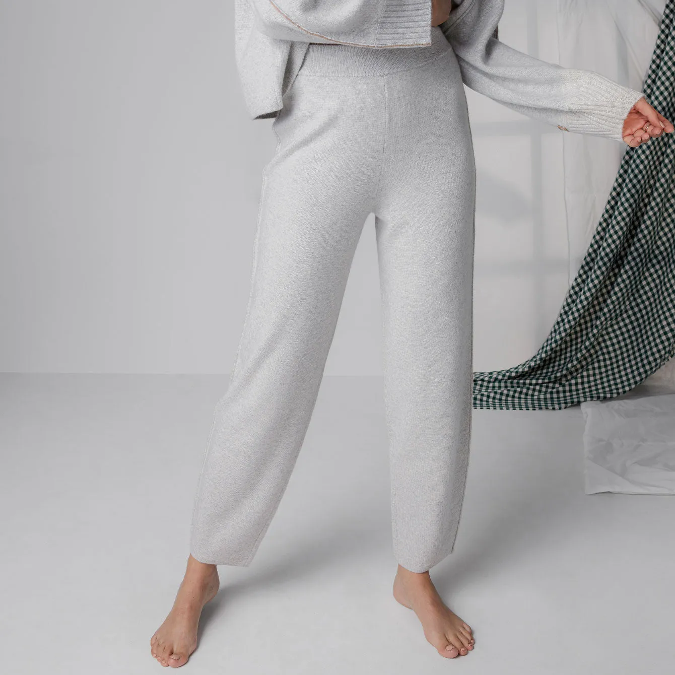 Cashmere Piped Pant
