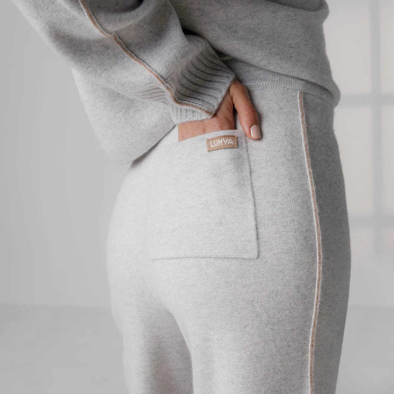 Cashmere Piped Pant